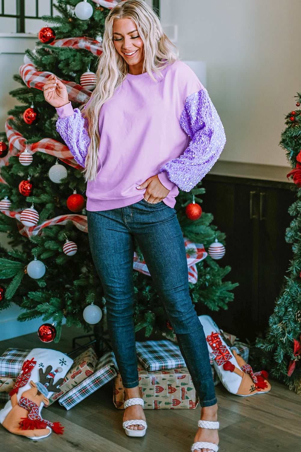 Sequin Round Neck Long Sleeve Sweatshirt